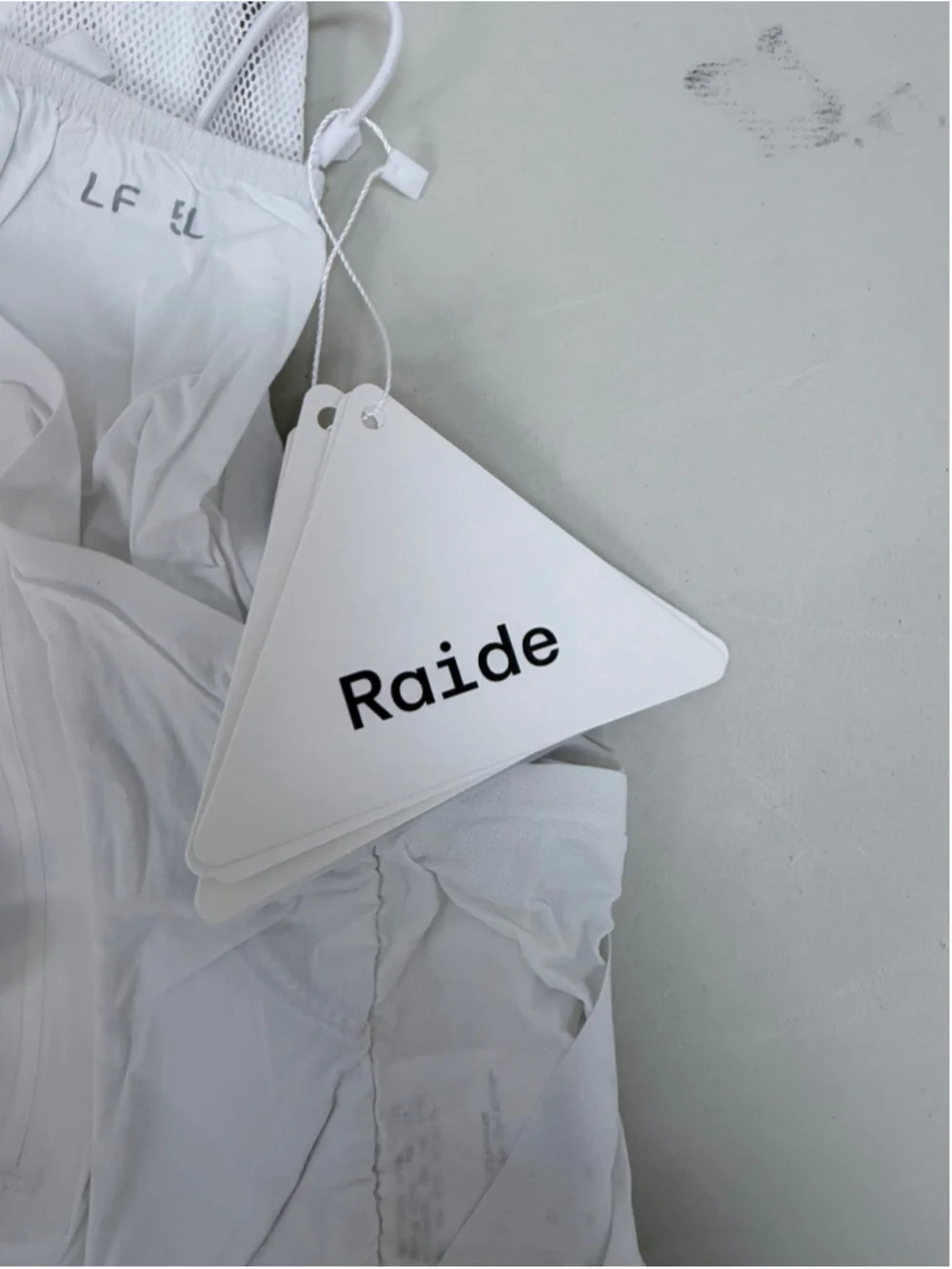 New with tags RAIDE LF 5L Trail Running Vest White Sz Extra Small!
